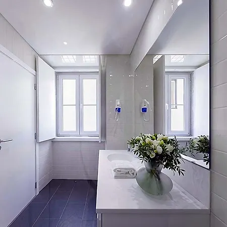 Serviced Bairro Alto 4* ליסבון