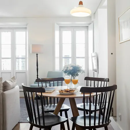Serviced Bairro Alto Apartment Lissabon